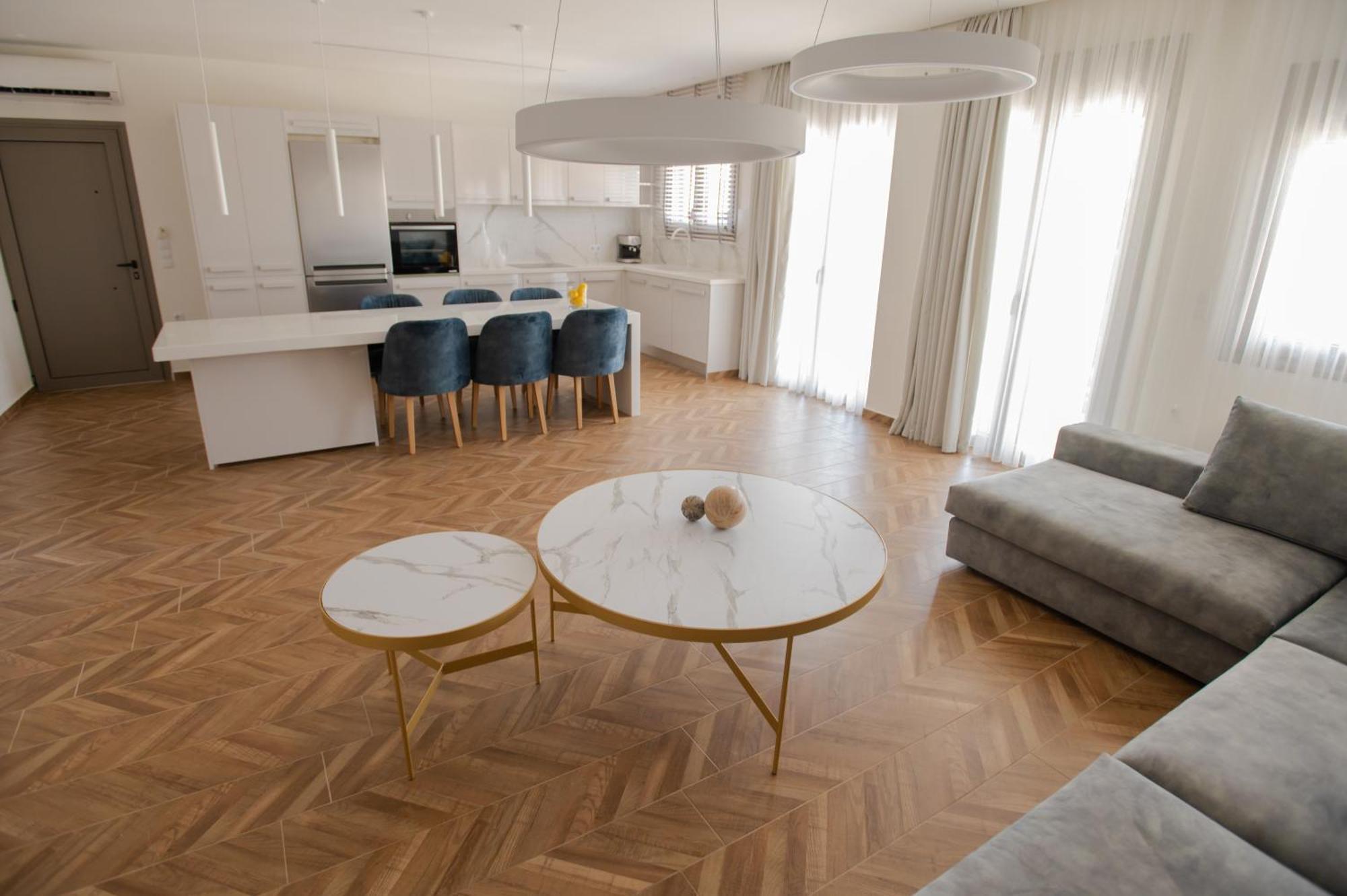 Marble Luxury Suites Karteros Exterior foto